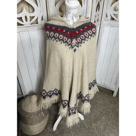 Vintage 90’s J. Crew Handknit 100% Wool Poncho Small / Medium Hong Kong - Picture 1 of 7